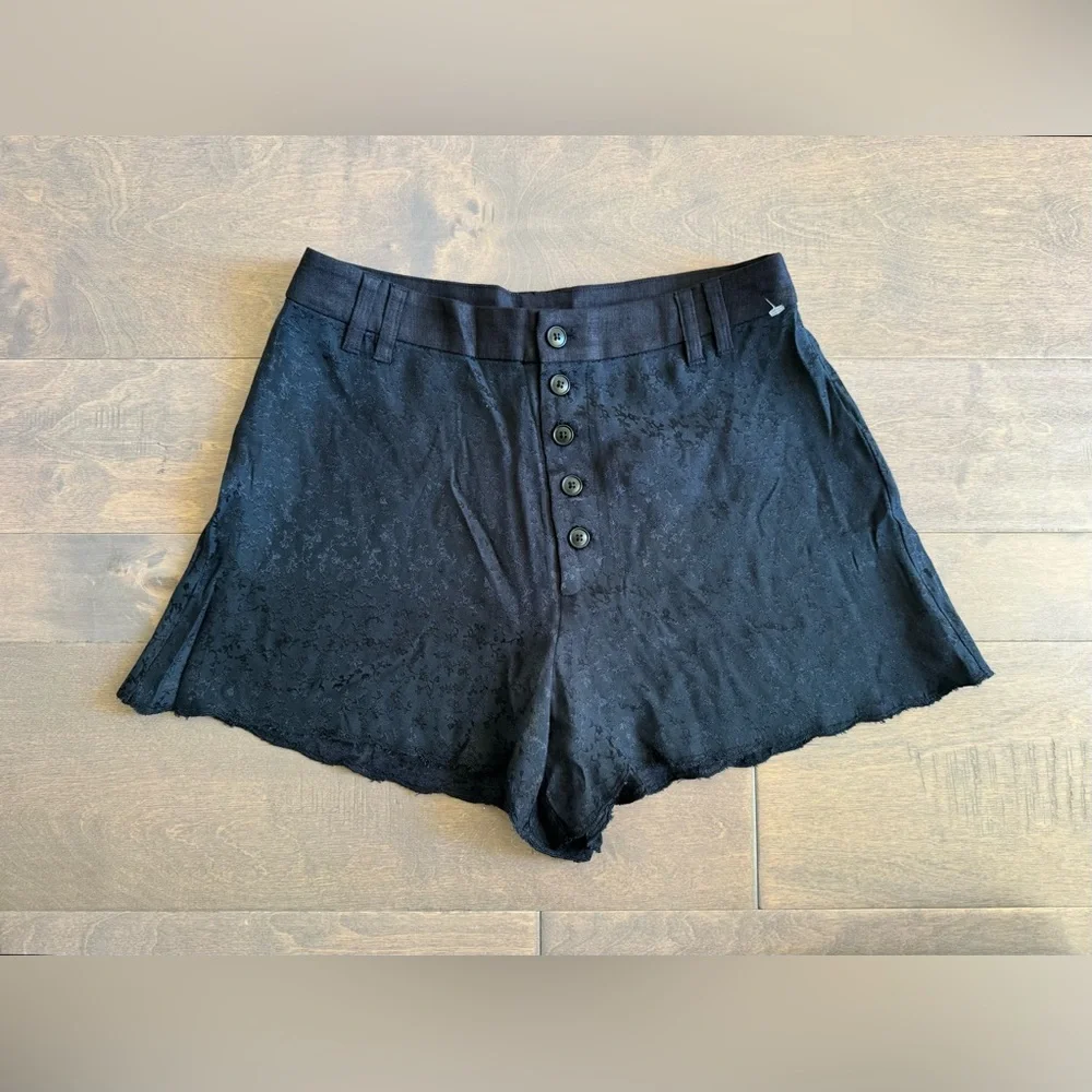 NWOT Free People Claudia Tap Shorts-Black